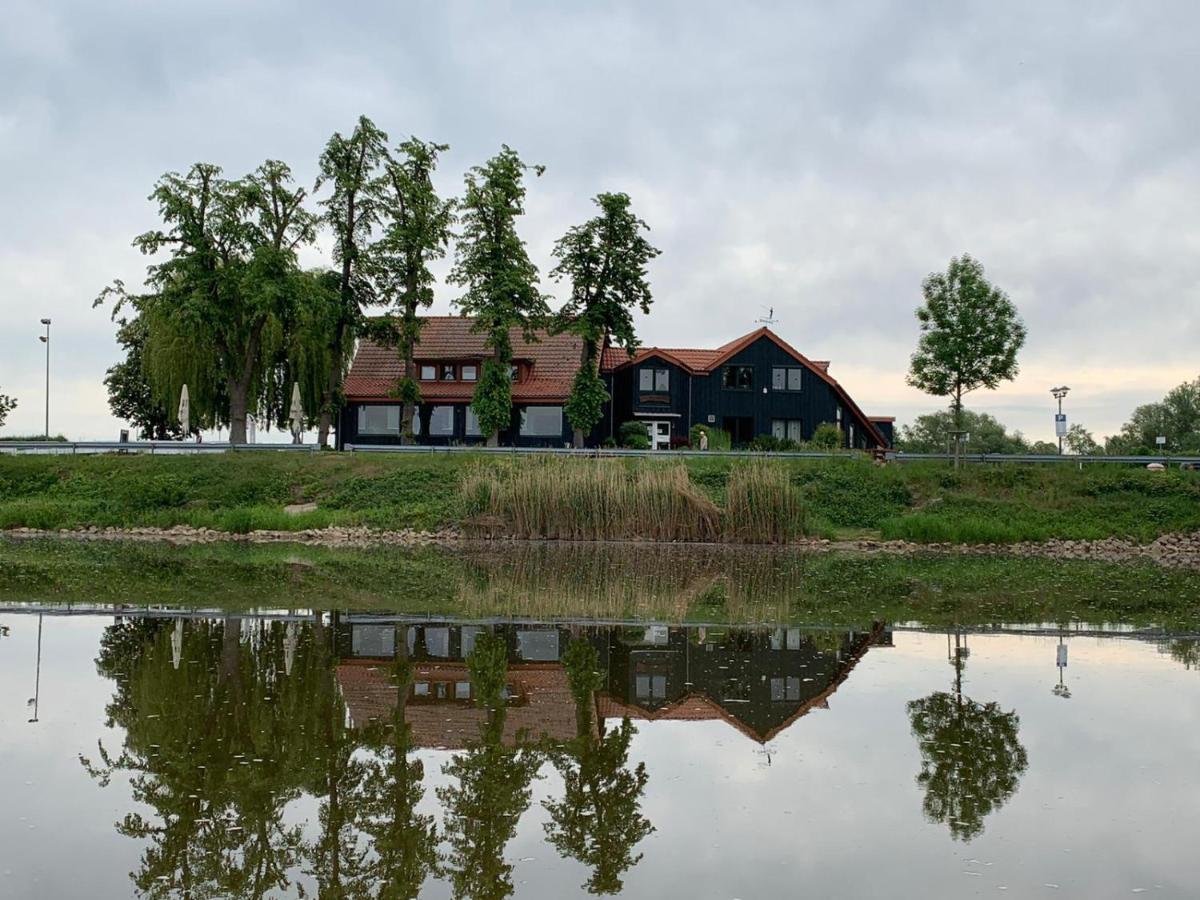 Tuendernsche Warte Hotel Hamelin Bagian luar foto
